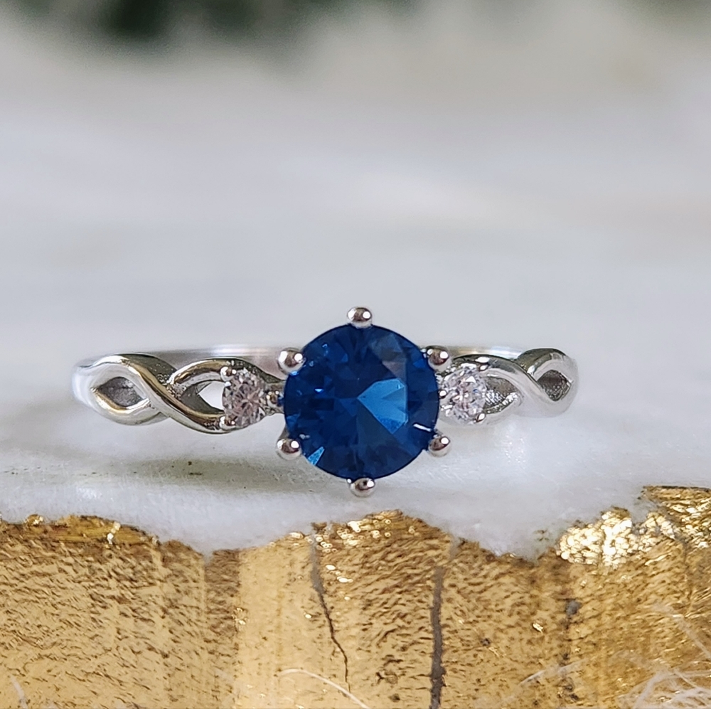NWT Ryze Bahama Blue Crystal & White Frost CZ .925 Sterling Silver Ring - Size 9